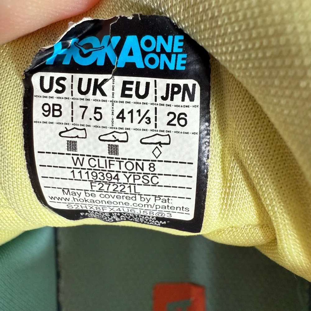 Hoka‎ One One Clifton 8 Women's Running Shoes Light Yellow Teal Size 9B s30x19